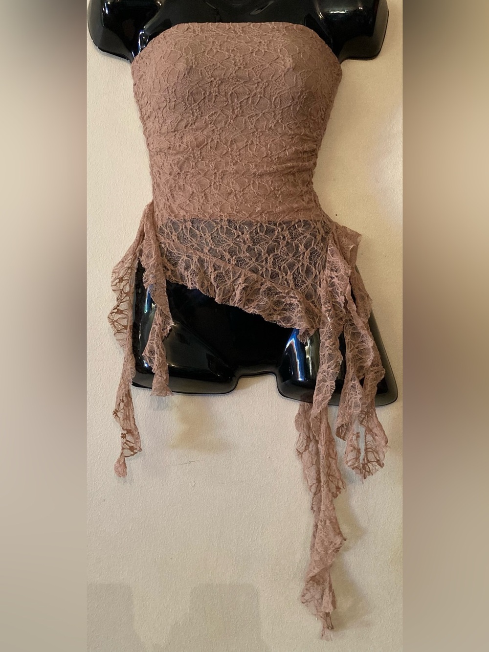 Lace Asymmetrical Fringe Strapless Top
